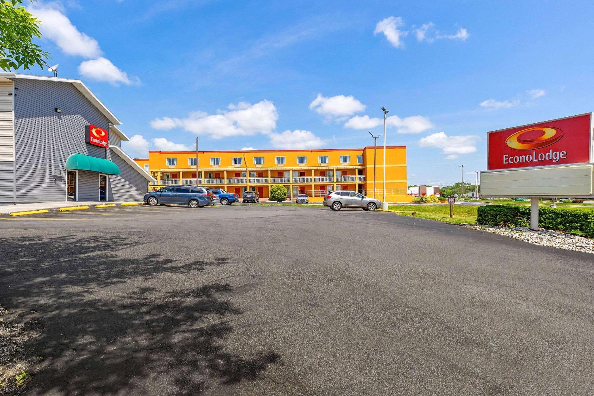 Econo Lodge Akron Copley Northwest Montrose Екстериор снимка